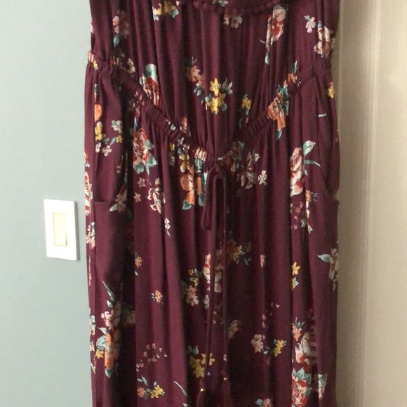 Jumpsuit - Picture 3 of 9